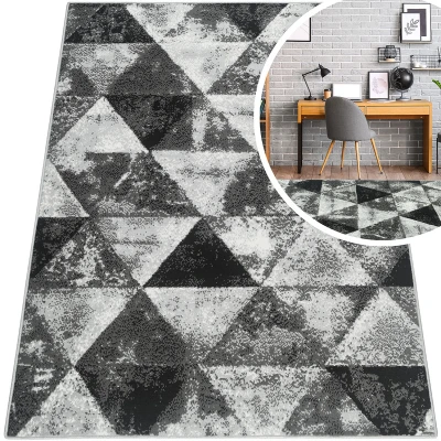 MODNE DYWANY DO SALONU - SZARY DYWAN DO SALONU - CZARNY DYWAN DO POKOJU (Grafica Triangles Szary), 160x220 cm
